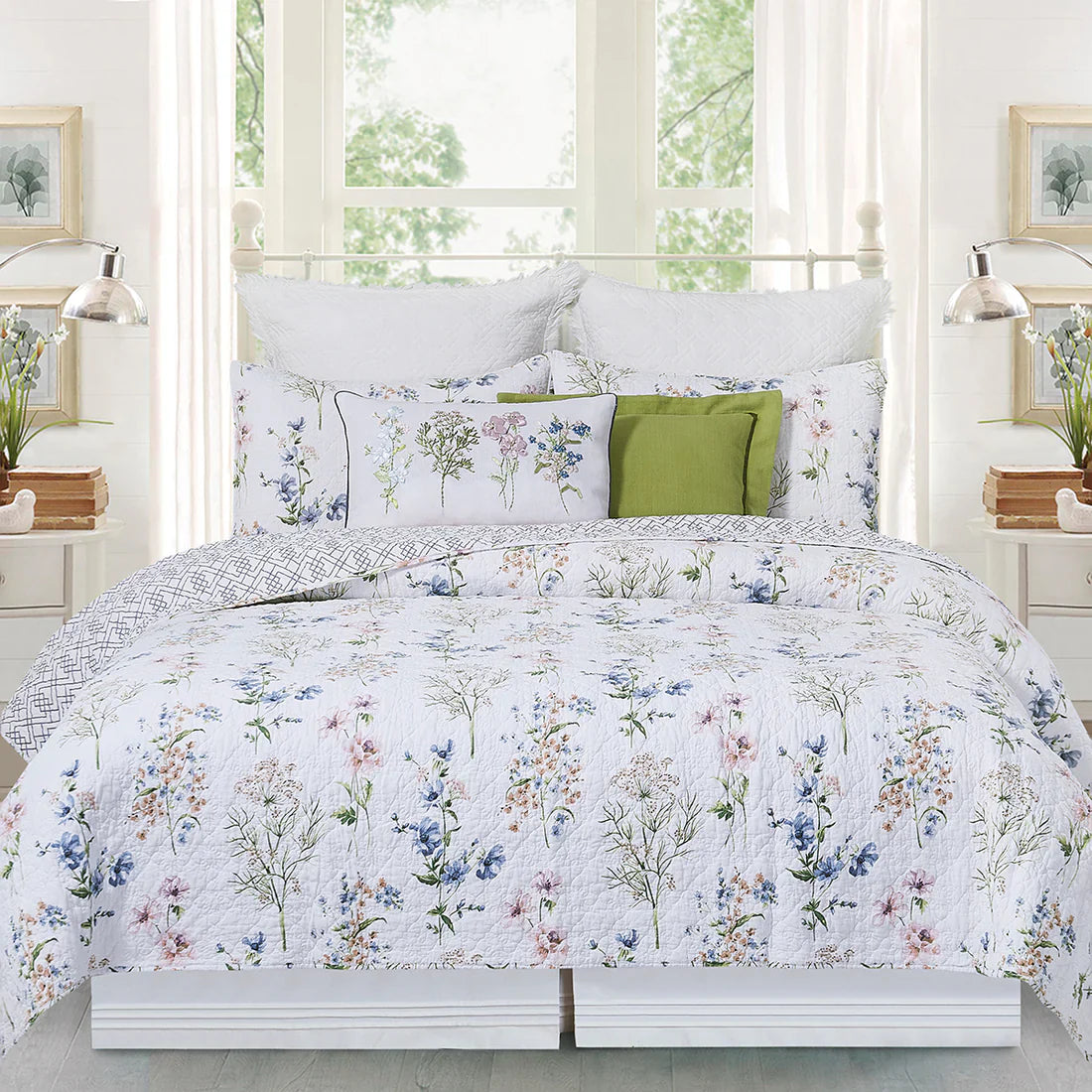 Coverlets & Mateleases