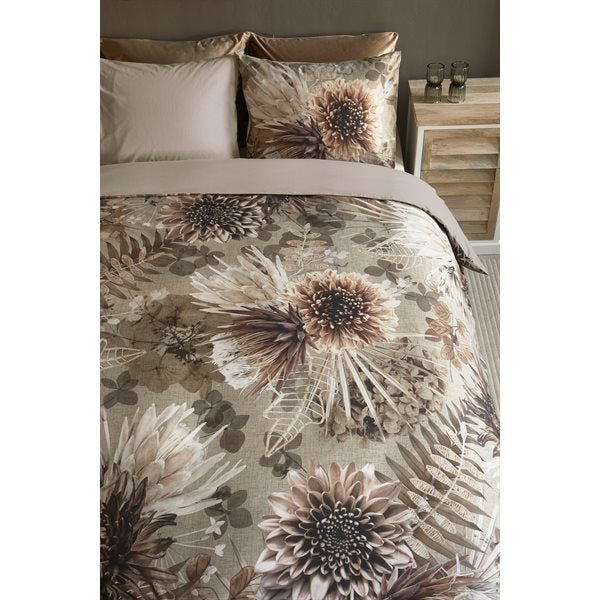 Protea flowered duvet cover