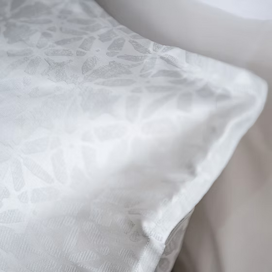 Aura | Jacquard Duvet & Shams