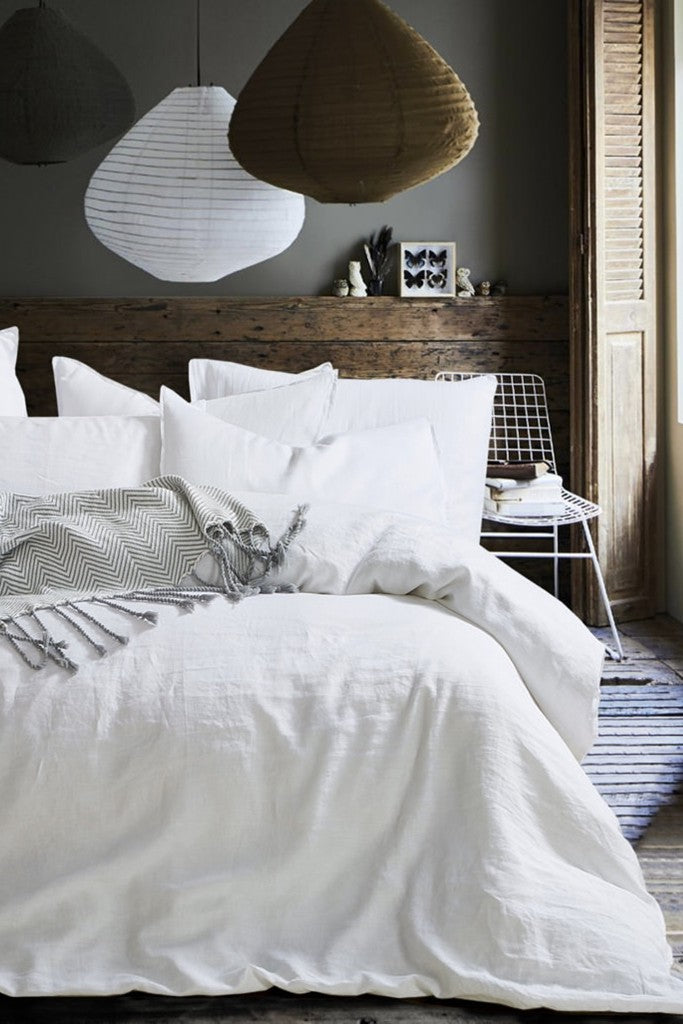 Star White Linen Cover Set