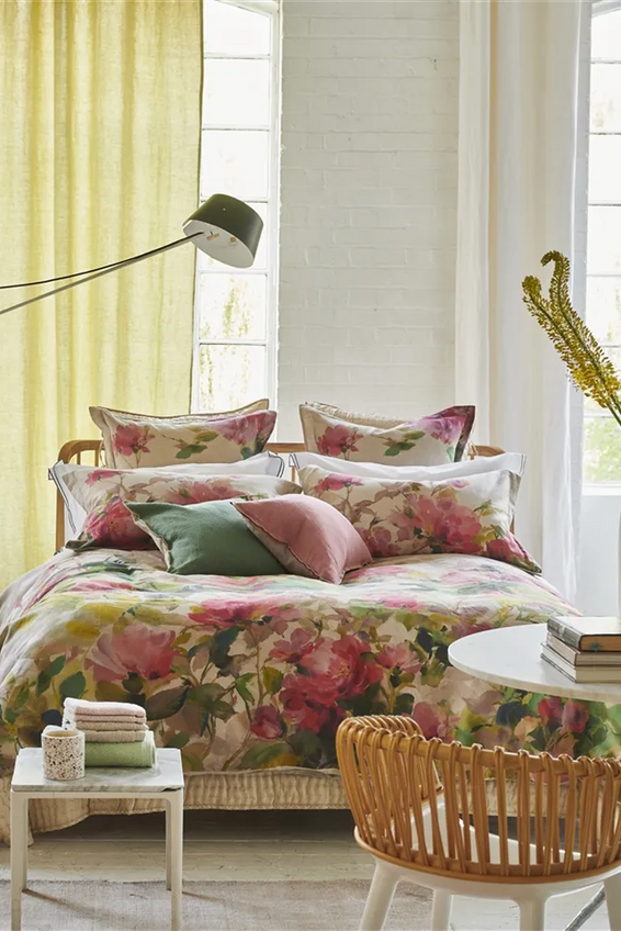 THELMA'S GARDEN FUCHSIA DUVET COVER