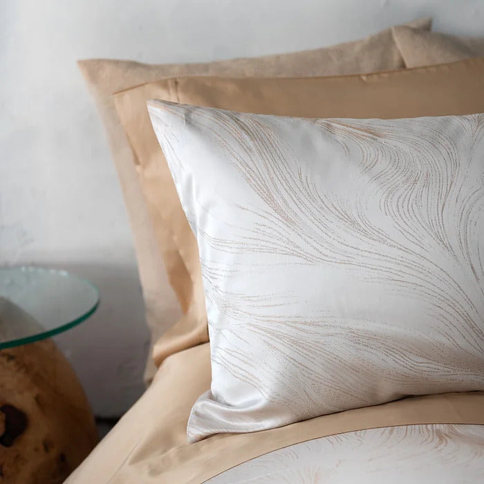 Vesper Jacquard Ivory - Bedskirt Pattern Lined