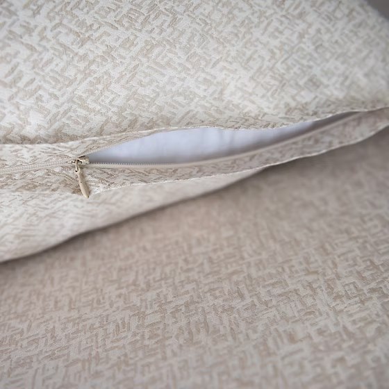 Rio | Jacquard Walnut or Pearl