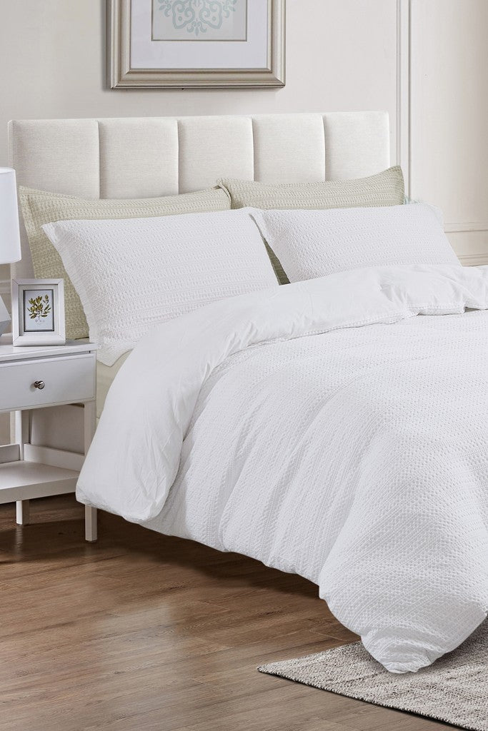 Solene White Duvet Cover Set