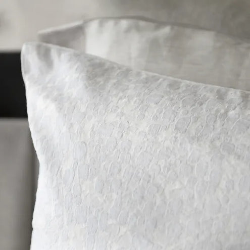 Halo | Jacquard Duvet Cover
