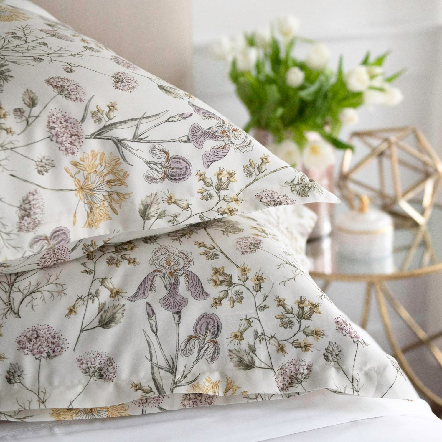 A closeup to Mirabel | Printed Sateen Duvet Cover Set.