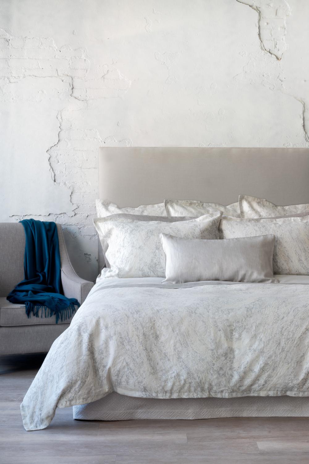 Mystral Jacquard Frost - Bedskirt Pattern Lined