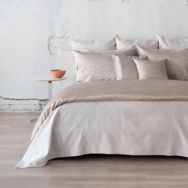 Scala Matelassé Coverlet