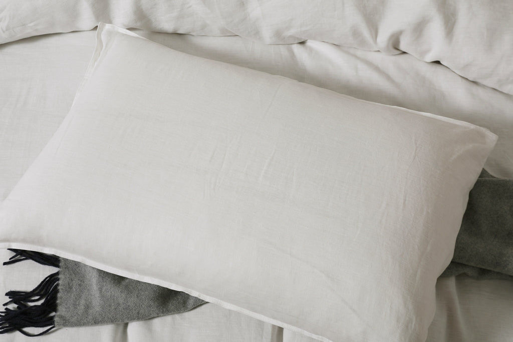 Star White Linen Sheet Set