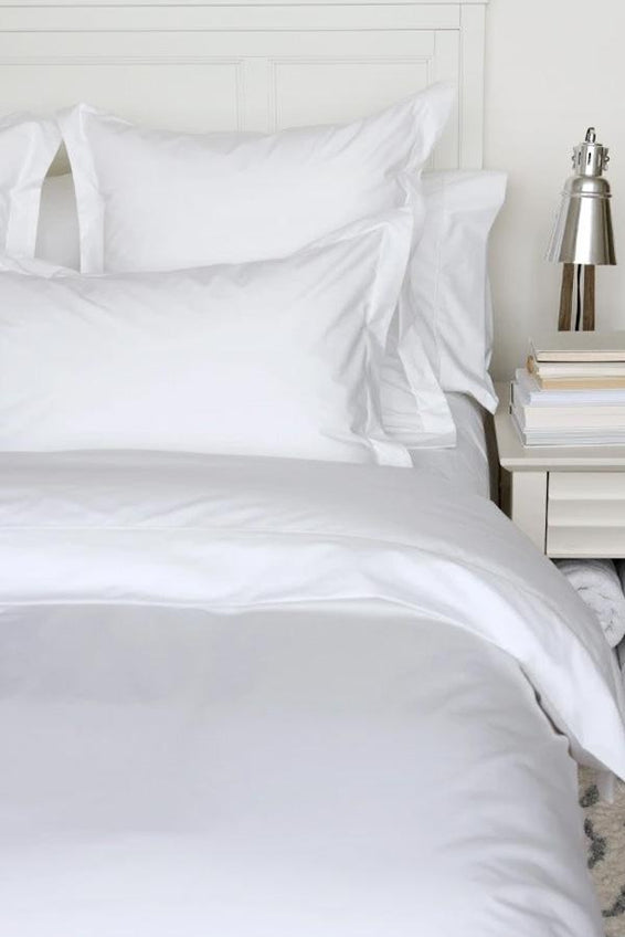 200 Thread Count Percale Deluxe Solid Flat Sheet