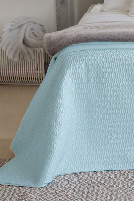 Diamond Misty Blue Cotton Coverlet Set